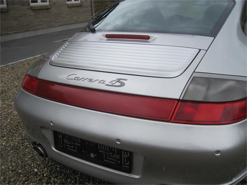 Porsche 911 4S 4wd - Vieglā automašīna: foto 5 Porsche 911 4S 4wd - Vieglā automašīna: foto 5