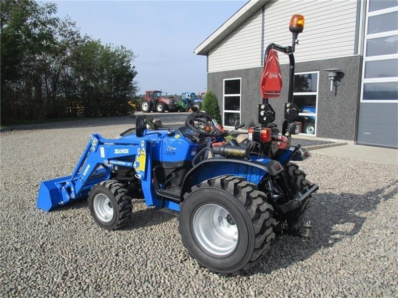 Solis 26 6+2 gearmaskine med Servostyrring og fuldhydrau - Komunālais traktors: foto 2 Solis 26 6+2 gearmaskine med Servostyrring og fuldhydrau - Komunālais traktors: foto 2