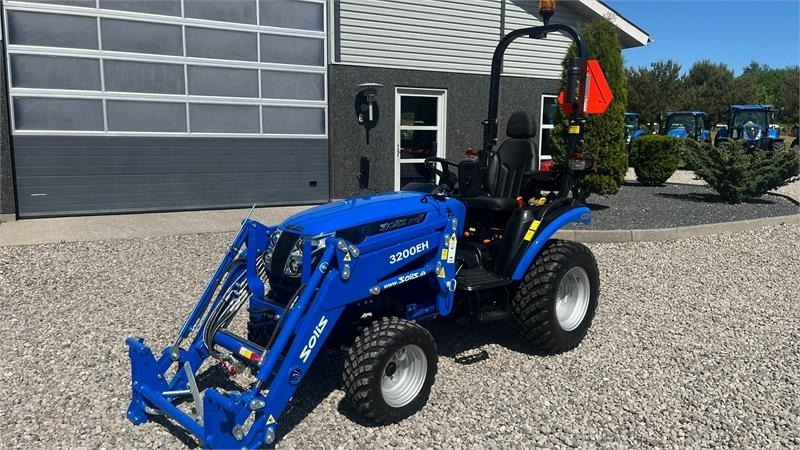 Solis H26 HST Med Frontlæsser og GardenPro dæk - Komunālais traktors: foto 2 Solis H26 HST Med Frontlæsser og GardenPro dæk - Komunālais traktors: foto 2