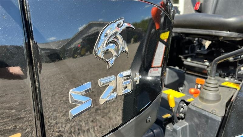 Solis S26 6+2 gearmaskine Limited Edition i sort med bre - Komunālais traktors: foto 5 Solis S26 6+2 gearmaskine Limited Edition i sort med bre - Komunālais traktors: foto 5