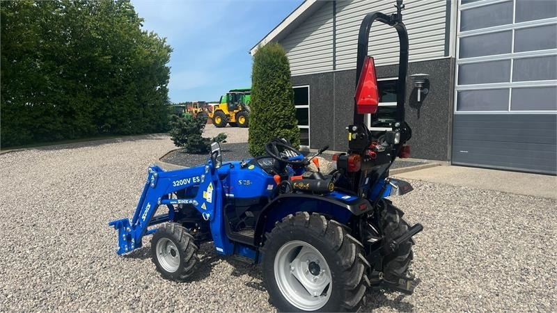 Solis S26 6+2 gearmaskine med Fuldhydraulisk frontlæsser - Komunālais traktors: foto 3 Solis S26 6+2 gearmaskine med Fuldhydraulisk frontlæsser - Komunālais traktors: foto 3