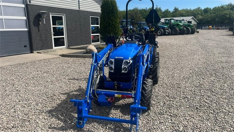 Komunālais traktors Solis S26 6+2 gearmaskine med Fuldhydraulisk frontlæsser: foto 14
