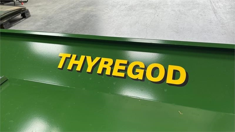 Thyregod TK 2800 med nylon børster og hydraulisk sving. bre - Birste: foto 4 Thyregod TK 2800 med nylon børster og hydraulisk sving. bre - Birste: foto 4