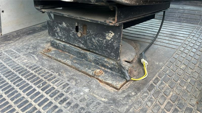 Valmet 8050 - Traktors: foto 5 Valmet 8050 - Traktors: foto 5