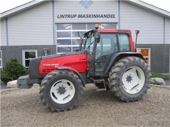 Valmet 8050 - Traktors: foto 1 Valmet 8050 - Traktors: foto 1