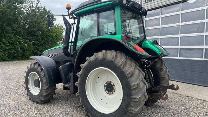 Valtra T202 Direct med skovinddækning og frontlift - Traktors: foto 3 Valtra T202 Direct med skovinddækning og frontlift - Traktors: foto 3