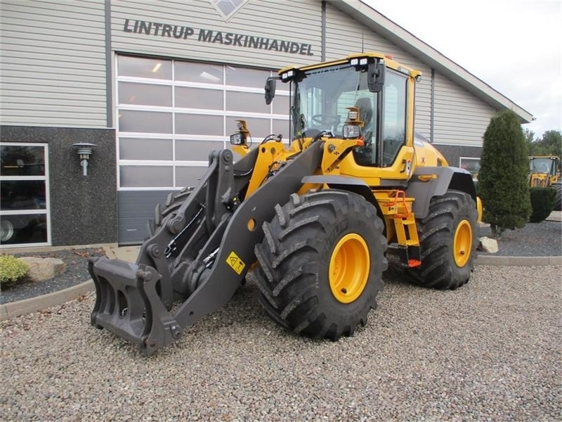 Riteņu iekrāvējs Volvo L 70 H H2 BEMÆRK MED GARANTI FRA VOLVO FREM TIL DE: foto 13