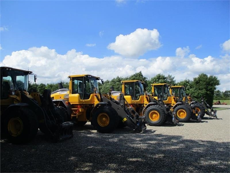 Riteņu iekrāvējs Volvo L 70 H H2 BEMÆRK MED GARANTI FRA VOLVO FREM TIL DE: foto 24
