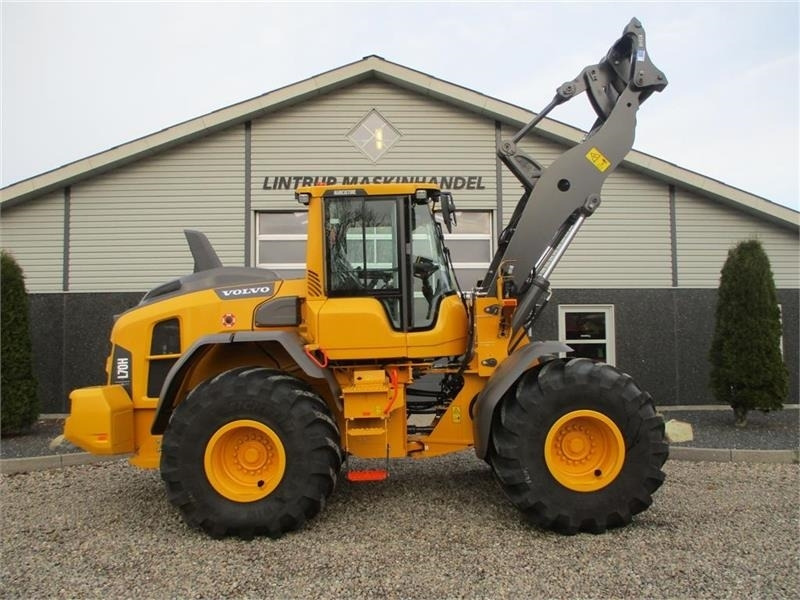 Riteņu iekrāvējs Volvo L 70 H H2 BEMÆRK MED GARANTI FRA VOLVO FREM TIL DE: foto 19