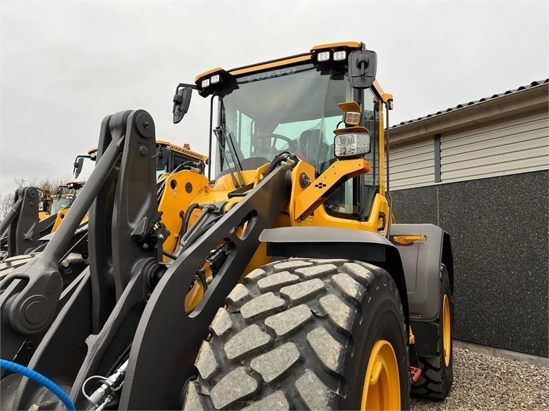 Riteņu iekrāvējs Volvo L 90 H H2 fabriksny Dansk maskine med masser af u: foto 13