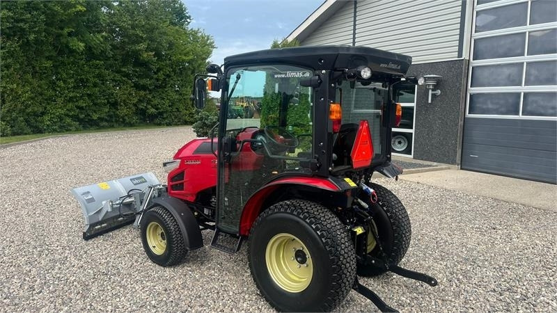 Yanmar YT 235H 4WD Snow Edition med sneplov og spreder - Traktors: foto 3 Yanmar YT 235H 4WD Snow Edition med sneplov og spreder - Traktors: foto 3