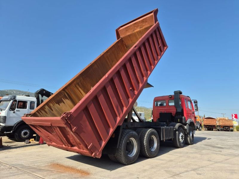 Mercedes-Benz SK 3535 Mercedes Benz 3535K 8X4 -Airco - Kravas automašīna pašizgāzējs: foto 5 Mercedes-Benz SK 3535 Mercedes Benz 3535K 8X4 -Airco - Kravas automašīna pašizgāzējs: foto 5