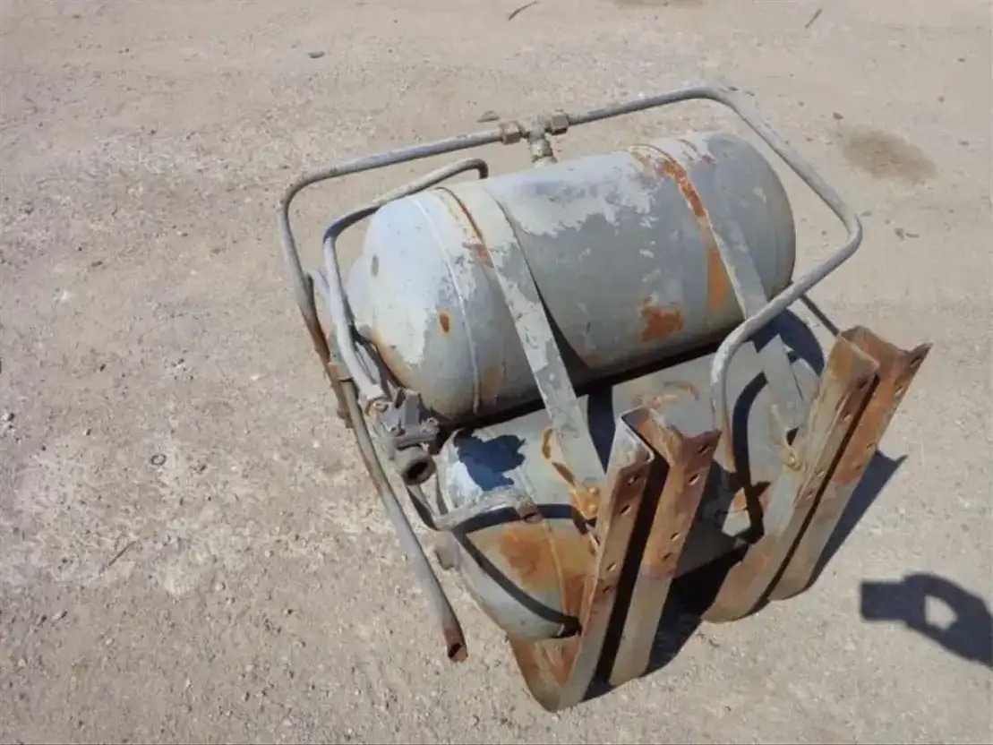 Volvo Airtanks From Volvo F88-F89  līzingu Volvo Airtanks From Volvo F88-F89: foto 6