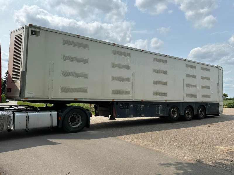 Berdex NO BERDEX HMK 4 stock livestock trailer SPF - Puspiekabe dzīvnieku pārvadāšanai: foto 3 Berdex NO BERDEX HMK 4 stock livestock trailer SPF - Puspiekabe dzīvnieku pārvadāšanai: foto 3