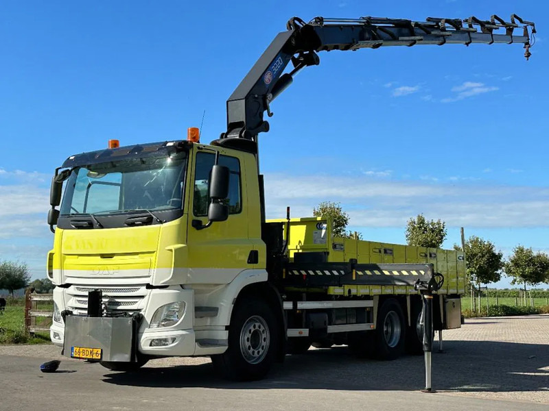 DAF CF 290 FAN !!HMF 32TM RADIO REMOTE!! FRONT STAMP!! 209tkm!!EURO6!! - Kravas auto ar manipulatoru: foto 5 DAF CF 290 FAN !!HMF 32TM RADIO REMOTE!! FRONT STAMP!! 209tkm!!EURO6!! - Kravas auto ar manipulatoru: foto 5