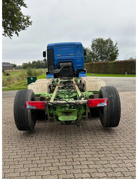 MAN TGA 35.480 8x4!!TRIPLE CHASSIS!! - Šasija kravas automašīna: foto 4 MAN TGA 35.480 8x4!!TRIPLE CHASSIS!! - Šasija kravas automašīna: foto 4