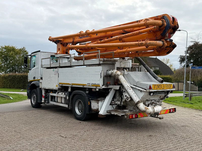 Mercedes-Benz Arocs 2236 PUMI/BETONPOMP!!BETONPUMPE 2017!!SERMAC 4Z27!! only 862 hours!! - Betona sūknis: foto 5 Mercedes-Benz Arocs 2236 PUMI/BETONPOMP!!BETONPUMPE 2017!!SERMAC 4Z27!! only 862 hours!! - Betona sūknis: foto 5