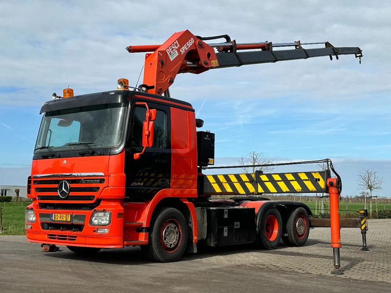 Mercedes-Benz Actros 2544 6X2!! PESCI - Vilcējs: foto 4 Mercedes-Benz Actros 2544 6X2!! PESCI - Vilcējs: foto 4