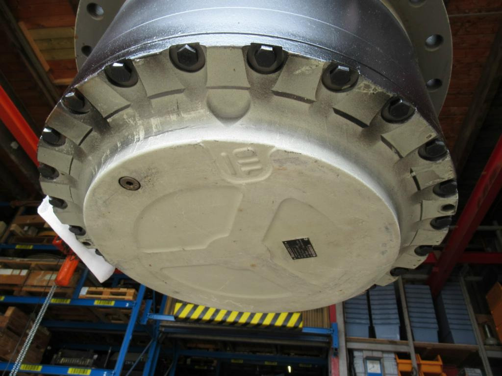 Bomag 05901806R - 05901319R - Sānpārvads - Celtniecības tehnika: foto 4 Bomag 05901806R - 05901319R - Sānpārvads - Celtniecības tehnika: foto 4