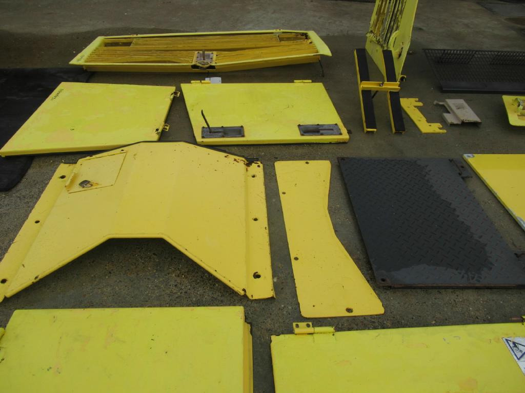 Bomag BC572RB - - Durvis un rezerves daļas - Celtniecības tehnika: foto 4 Bomag BC572RB - - Durvis un rezerves daļas - Celtniecības tehnika: foto 4