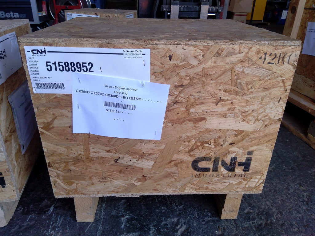 Case 51588952 - Katalizators - Celtniecības tehnika: foto 2 Case 51588952 - Katalizators - Celtniecības tehnika: foto 2
