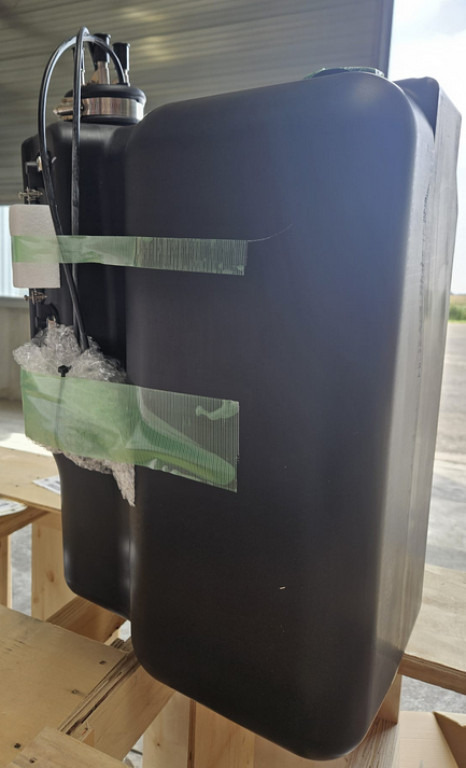 Case KRH21072 - Degvielas tvertne - Celtniecības tehnika: foto 2 Case KRH21072 - Degvielas tvertne - Celtniecības tehnika: foto 2