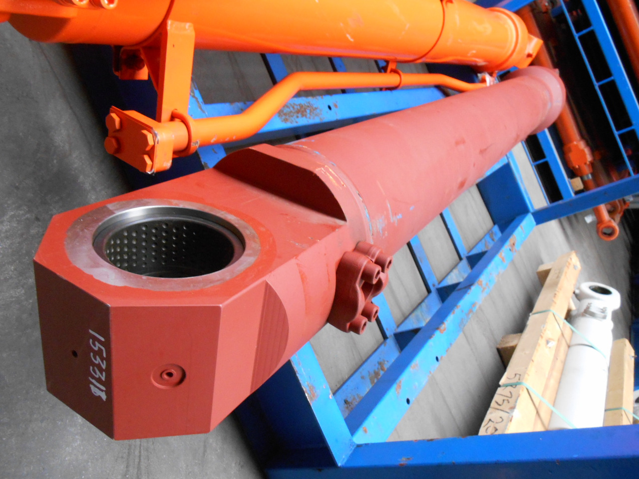 Case KUV0270 - Hidrauliskais cilindrs - Celtniecības tehnika: foto 2 Case KUV0270 - Hidrauliskais cilindrs - Celtniecības tehnika: foto 2