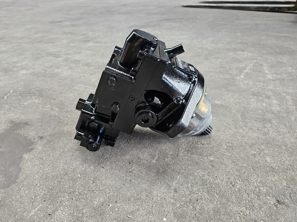 Case ND135694 - 51C060-1-RD1N - Hidrauliskais motors - Celtniecības tehnika: foto 1 Case ND135694 - 51C060-1-RD1N - Hidrauliskais motors - Celtniecības tehnika: foto 1