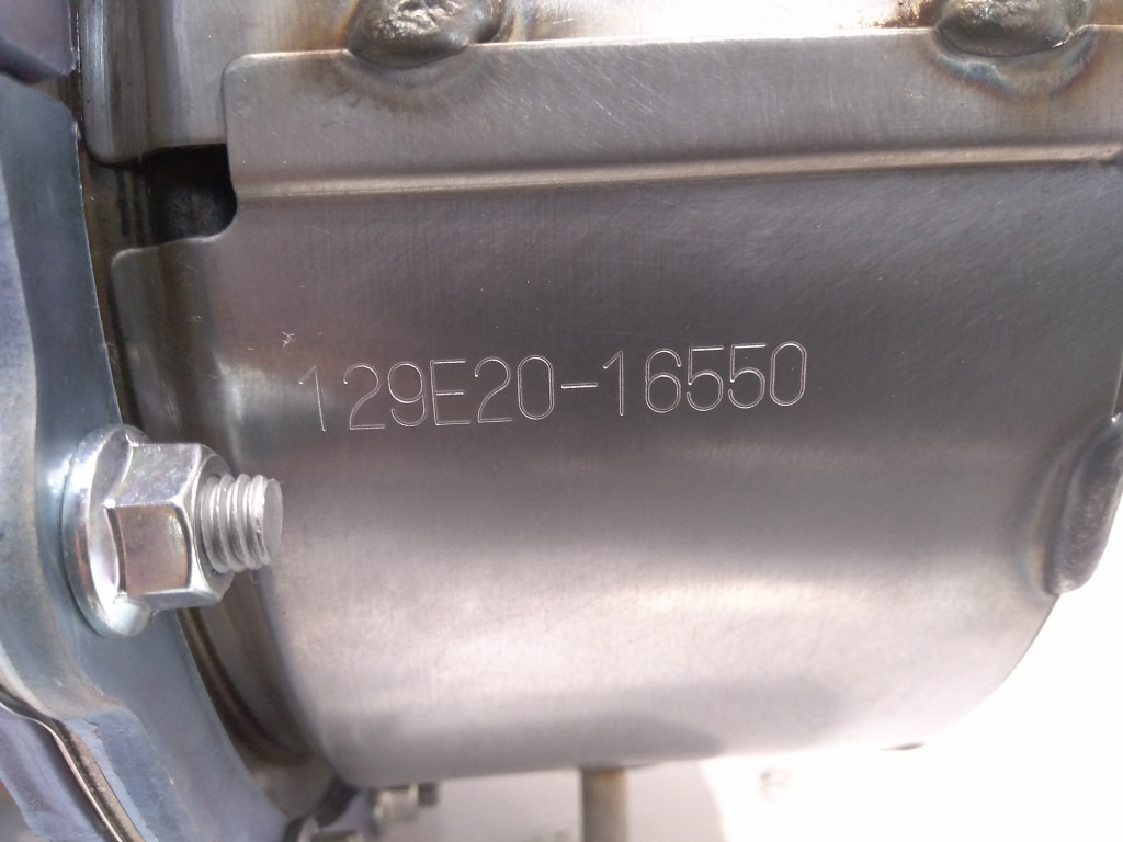 Case VV129E3016070 - AdBlue tvertne - Lauksaimniecības tehnika: foto 5 Case VV129E3016070 - AdBlue tvertne - Lauksaimniecības tehnika: foto 5