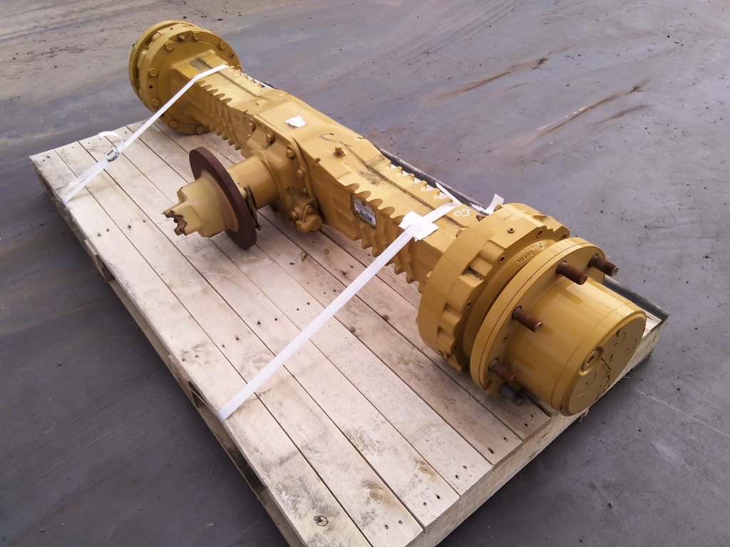 Caterpillar 4454603 - 2628660 - Priekšējā ass - Celtniecības tehnika: foto 2 Caterpillar 4454603 - 2628660 - Priekšējā ass - Celtniecības tehnika: foto 2