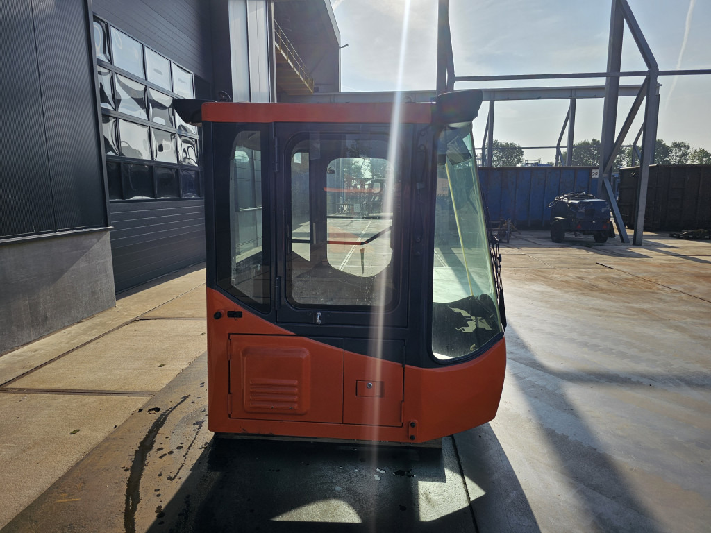 Doosan 220101-00071B - K1005556K - Kabīne - Celtniecības tehnika: foto 4 Doosan 220101-00071B - K1005556K - Kabīne - Celtniecības tehnika: foto 4