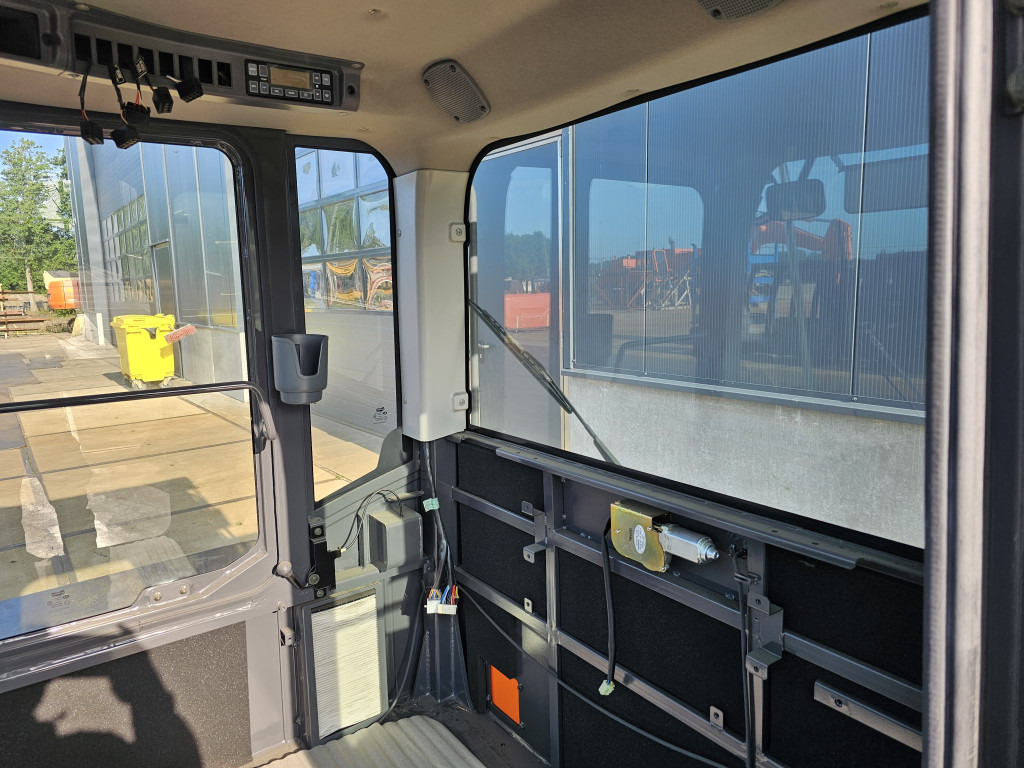 Jaunā Kabīne - Celtniecības tehnika Doosan 220101-00229T - 220101-00229X: foto 8 Jaunā Kabīne - Celtniecības tehnika Doosan 220101-00229T - 220101-00229X: foto 8