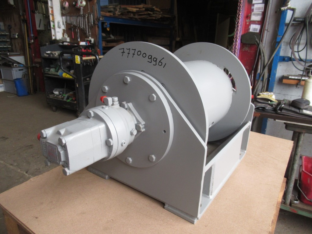 Emoe machine Fabr MC305H - - Vinča - Celtniecības tehnika: foto 3 Emoe machine Fabr MC305H - - Vinča - Celtniecības tehnika: foto 3