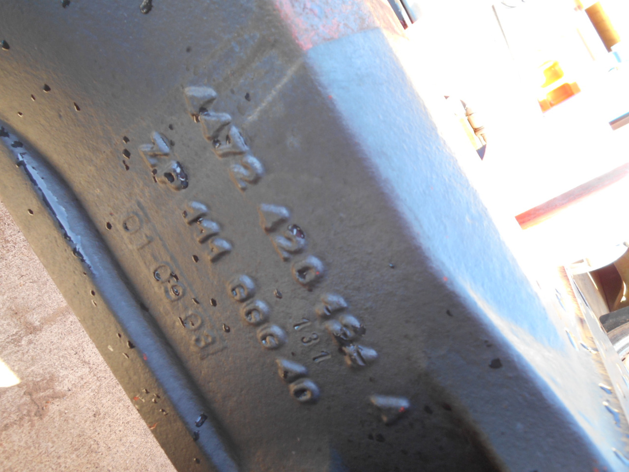 Hitachi 4457336 - Aizmugurējā ass - Celtniecības tehnika: foto 4 Hitachi 4457336 - Aizmugurējā ass - Celtniecības tehnika: foto 4