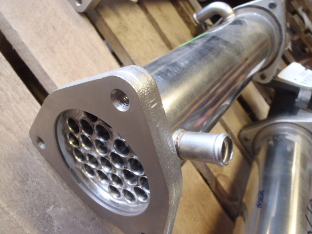 Hitachi 8976067173 - EGR dzesētājs - Lauksaimniecības tehnika: foto 2 Hitachi 8976067173 - EGR dzesētājs - Lauksaimniecības tehnika: foto 2