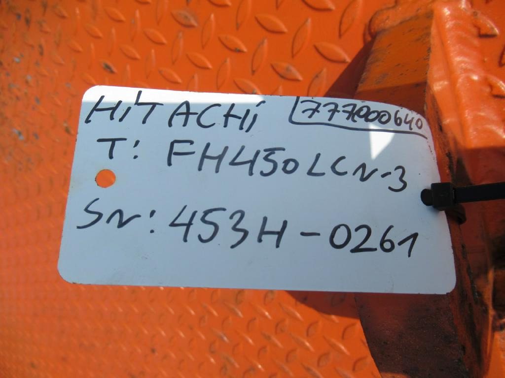 Hitachi FH450LCH-3 - - Pretsvars - Celtniecības tehnika: foto 5 Hitachi FH450LCH-3 - - Pretsvars - Celtniecības tehnika: foto 5