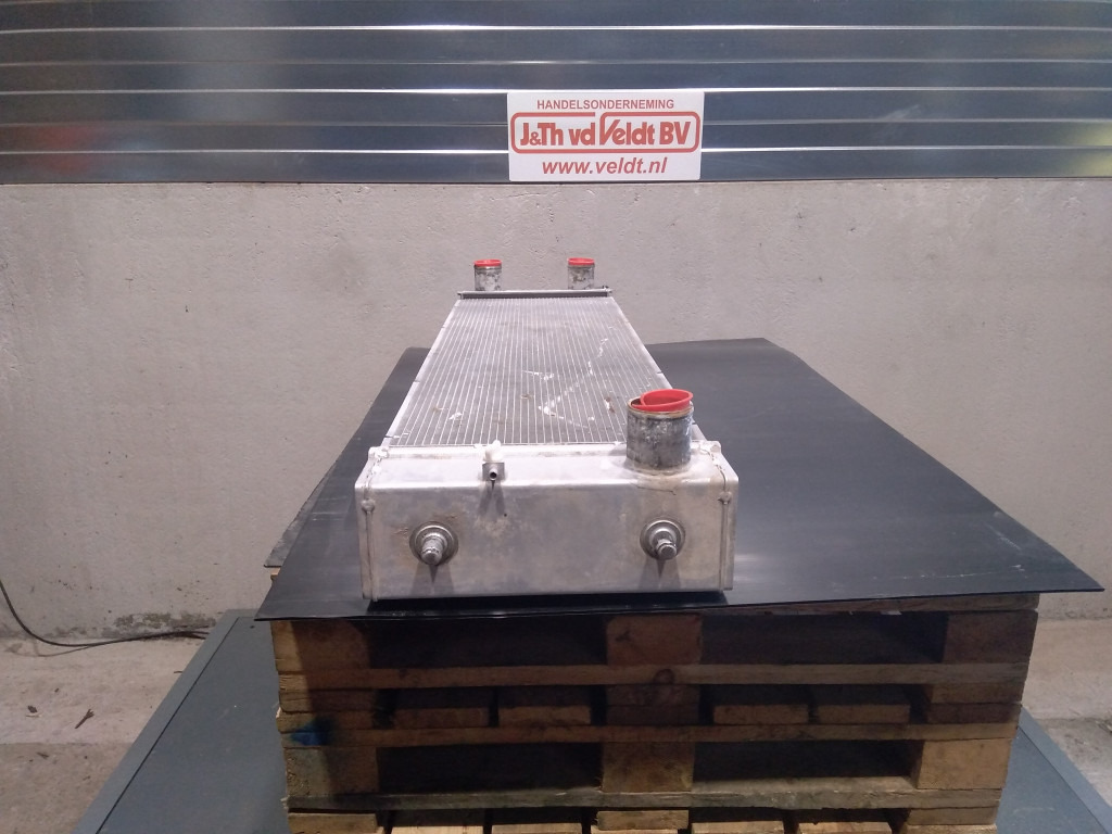 Hitachi YA00004871 - Radiators - Celtniecības tehnika: foto 2 Hitachi YA00004871 - Radiators - Celtniecības tehnika: foto 2