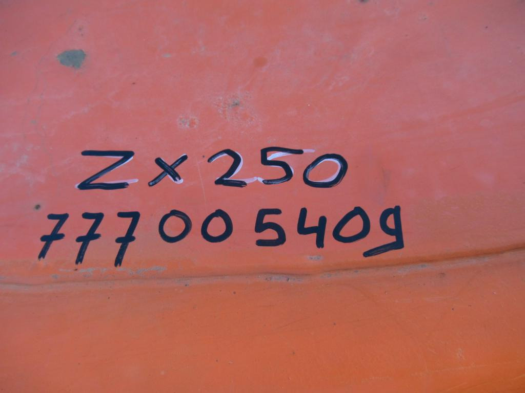 Hitachi ZX250LCN-3 - - Pretsvars - Celtniecības tehnika: foto 4 Hitachi ZX250LCN-3 - - Pretsvars - Celtniecības tehnika: foto 4