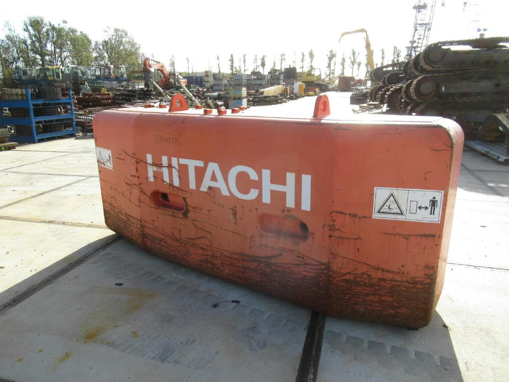 Hitachi ZX470LCH-3 - - Pretsvars - Celtniecības tehnika: foto 3 Hitachi ZX470LCH-3 - - Pretsvars - Celtniecības tehnika: foto 3