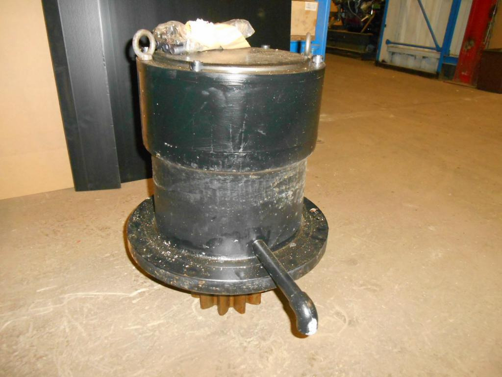 Kobelco LQ32W00009F1 - 72959608 - Pagrieziena reduktors - Celtniecības tehnika: foto 1 Kobelco LQ32W00009F1 - 72959608 - Pagrieziena reduktors - Celtniecības tehnika: foto 1