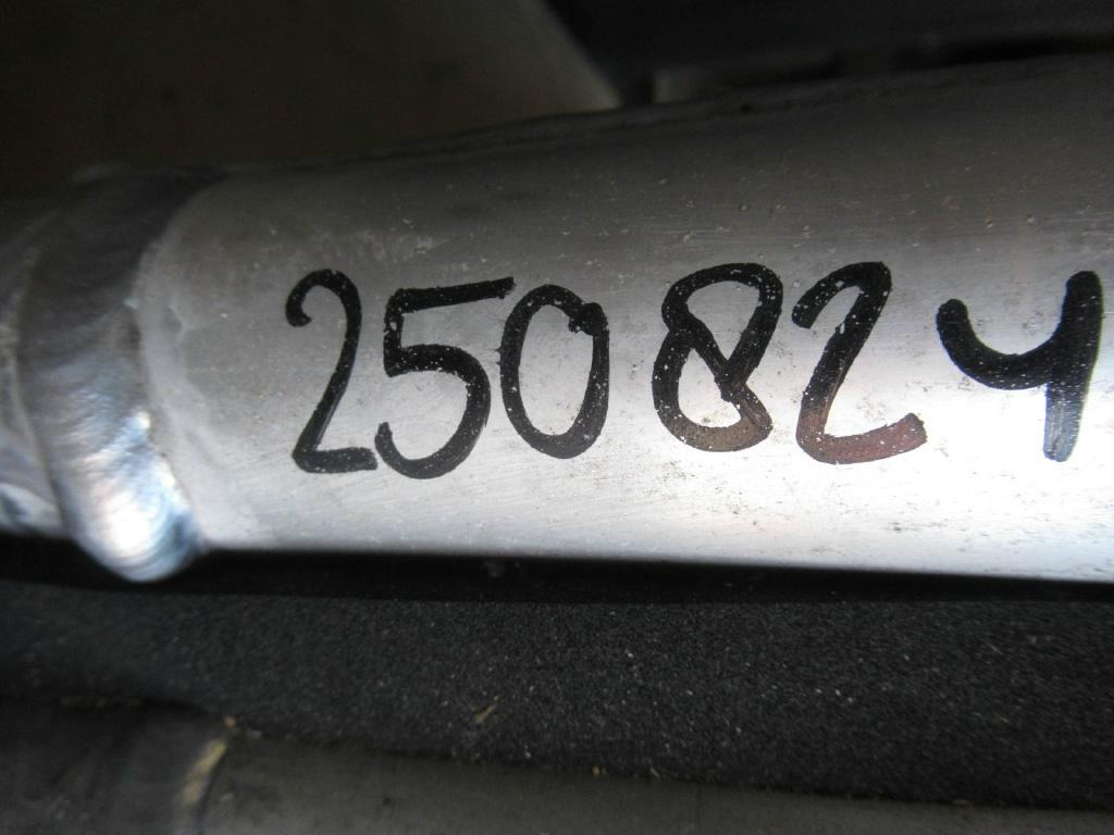 Kobelco YM05P00020F3 - Eļļas dzesētājs - Celtniecības tehnika: foto 3 Kobelco YM05P00020F3 - Eļļas dzesētājs - Celtniecības tehnika: foto 3