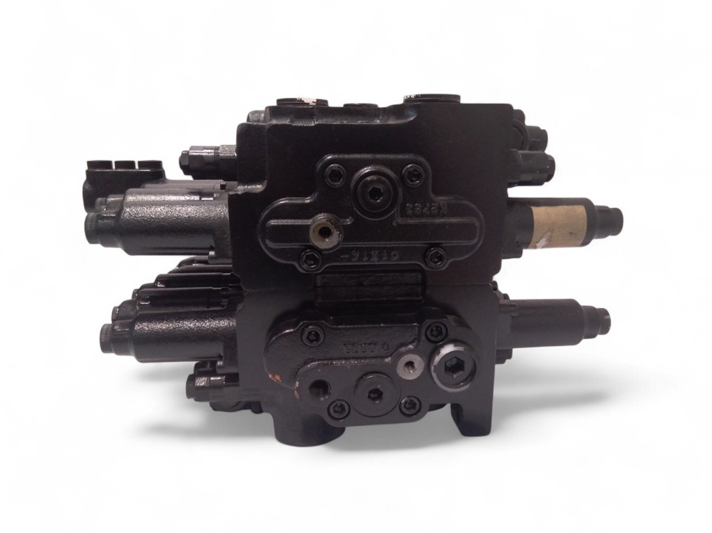 Kobelco YN30V00089F2 - Hidrauliskais vārsts - Celtniecības tehnika: foto 4 Kobelco YN30V00089F2 - Hidrauliskais vārsts - Celtniecības tehnika: foto 4