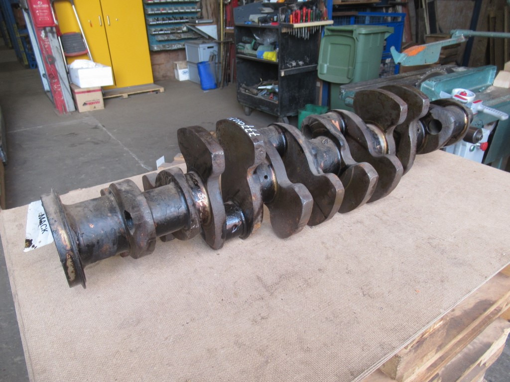 Mack 456GC518G - - Kloķvārpsta - Celtniecības tehnika: foto 4 Mack 456GC518G - - Kloķvārpsta - Celtniecības tehnika: foto 4