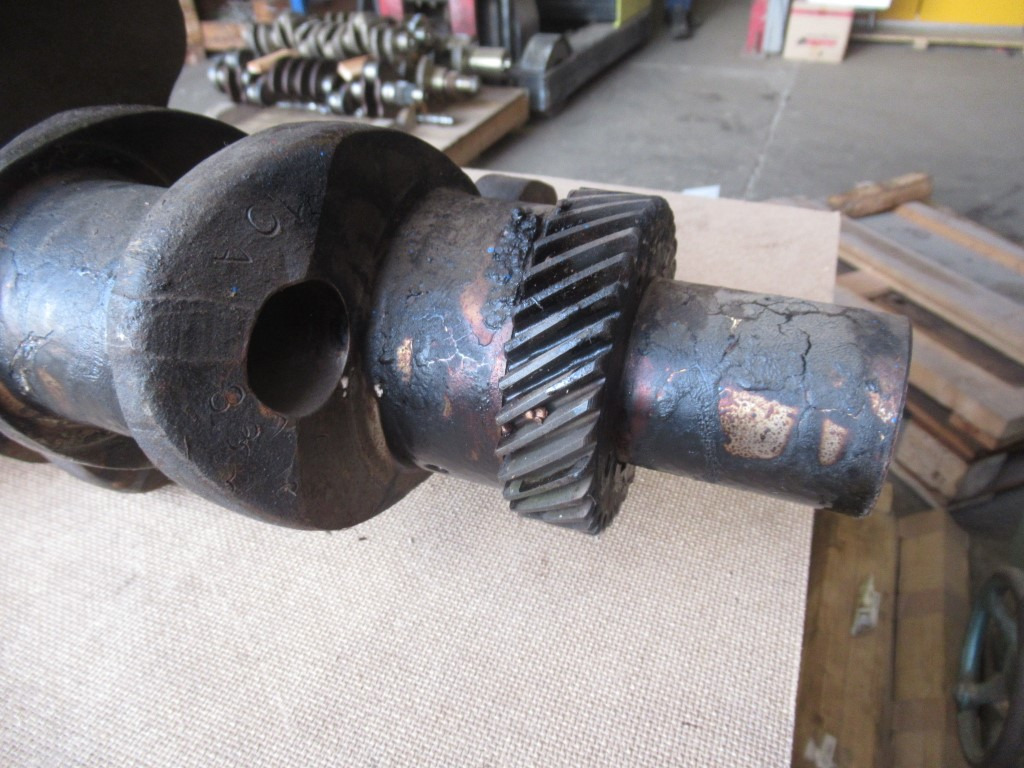 Mack 456GC518G - - Kloķvārpsta - Celtniecības tehnika: foto 2 Mack 456GC518G - - Kloķvārpsta - Celtniecības tehnika: foto 2