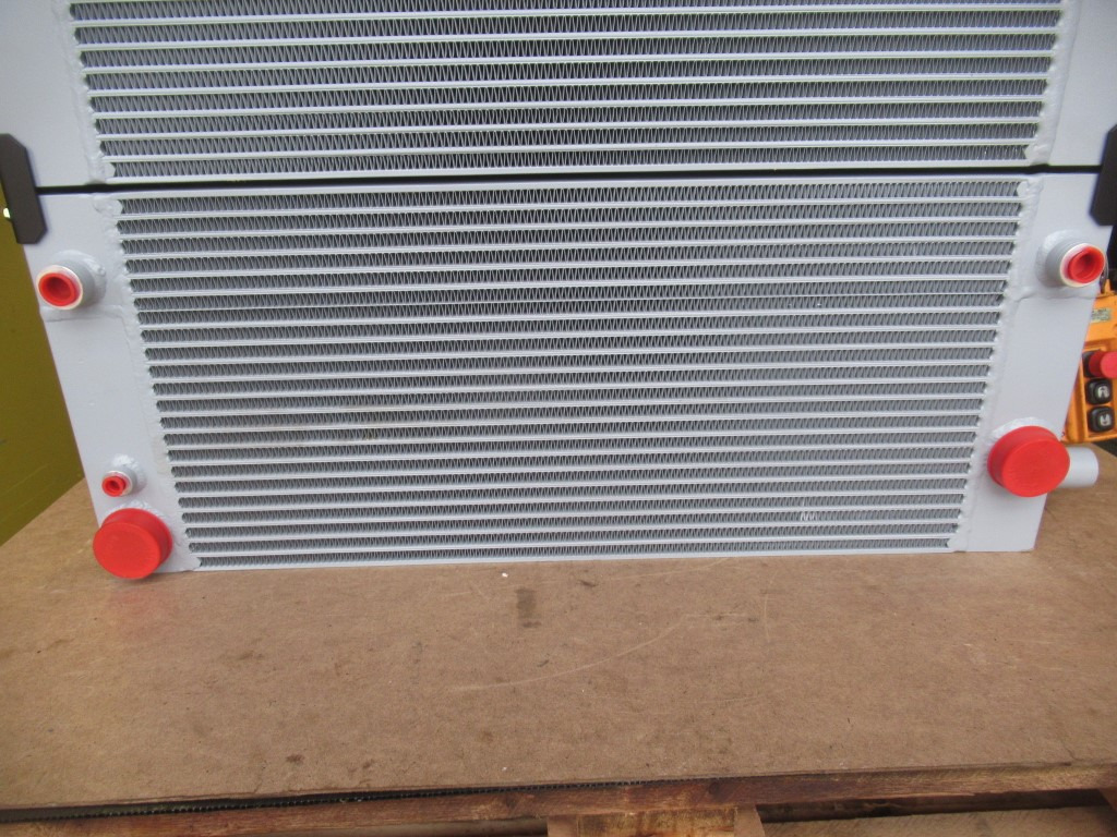 New Holland 2928821 - Dzesēšanas sistēma - Lauksaimniecības tehnika: foto 5 New Holland 2928821 - Dzesēšanas sistēma - Lauksaimniecības tehnika: foto 5