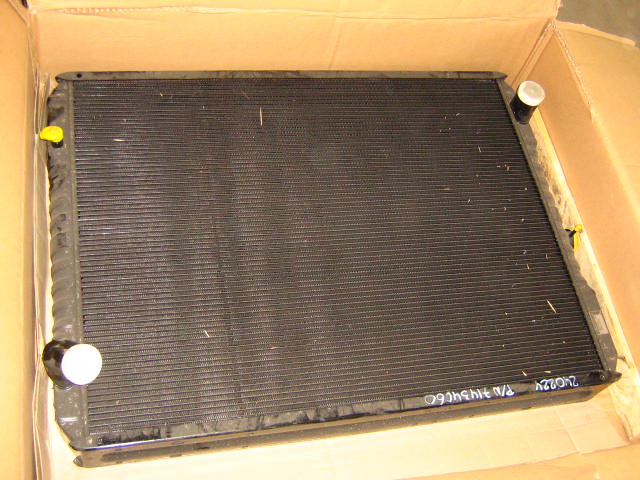 New Holland 71434060 - Radiators - Celtniecības tehnika: foto 2 New Holland 71434060 - Radiators - Celtniecības tehnika: foto 2