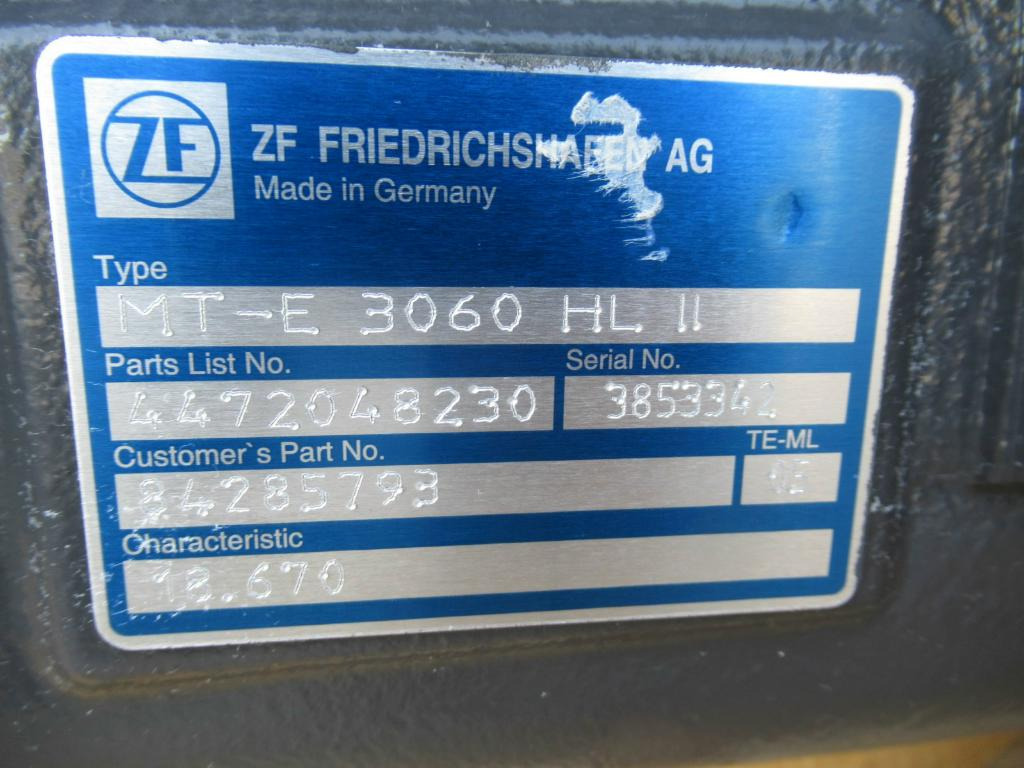 Jaunā Aizmugurējā ass - Celtniecības tehnika New Holland 84285793: foto 8