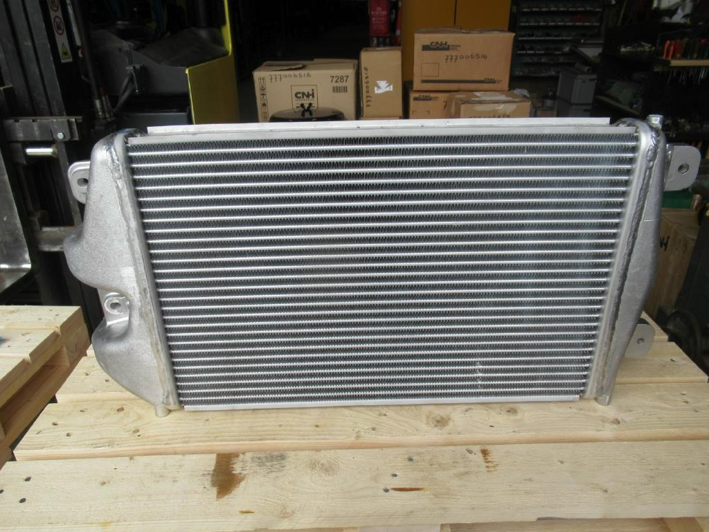 New Holland YM05P00009S003 - 72211202 - Interkūlers - Lauksaimniecības tehnika: foto 4 New Holland YM05P00009S003 - 72211202 - Interkūlers - Lauksaimniecības tehnika: foto 4