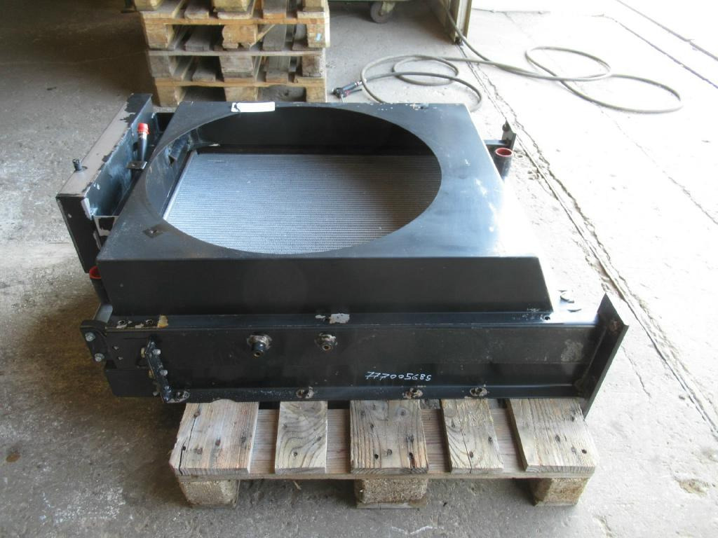 New Holland YN05P00034S001 - 87339771 - Radiators - Celtniecības tehnika: foto 4 New Holland YN05P00034S001 - 87339771 - Radiators - Celtniecības tehnika: foto 4