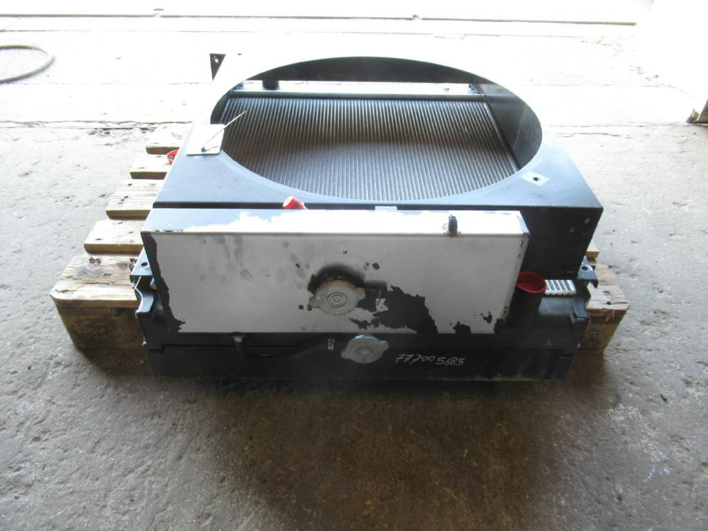 New Holland YN05P00034S001 - Radiators - Celtniecības tehnika: foto 1 New Holland YN05P00034S001 - Radiators - Celtniecības tehnika: foto 1